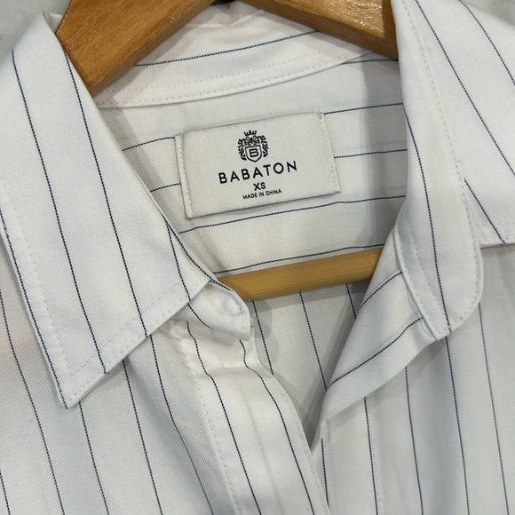 NWT Babaton Utility Blouse White/Navy Pinstriped - Picture 3 of 7